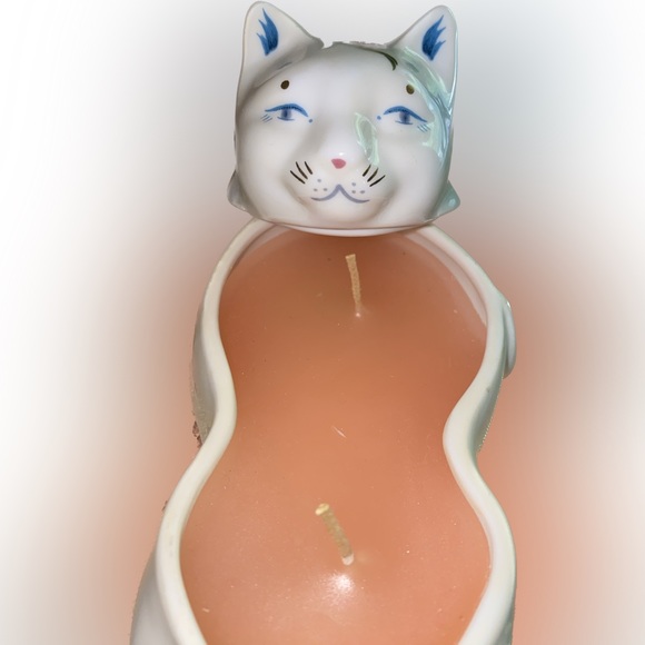 Elizabeth Arden Chinoiserie Watchful Cat Trinket Box Scented pink Candle - Picture 6 of 11